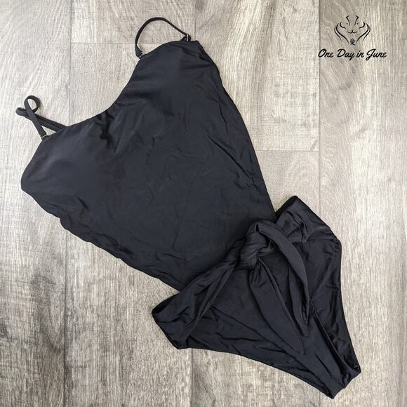 Amzbrly Wrap Around Tie Front One Piece Swimsuit Size M - Picture 1 of 2